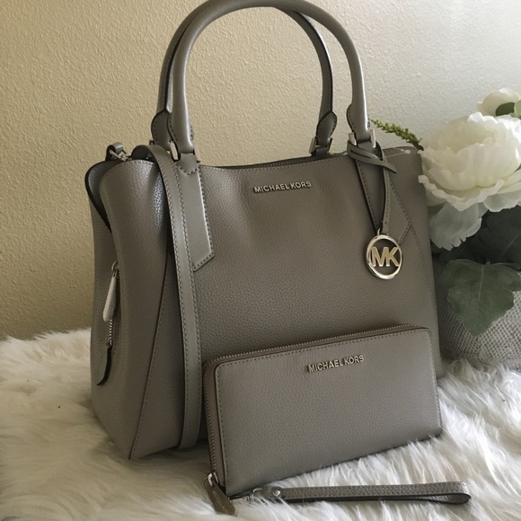 Michael Kors Large Kimberly gray satchel & wallet - Picture 2 of 8